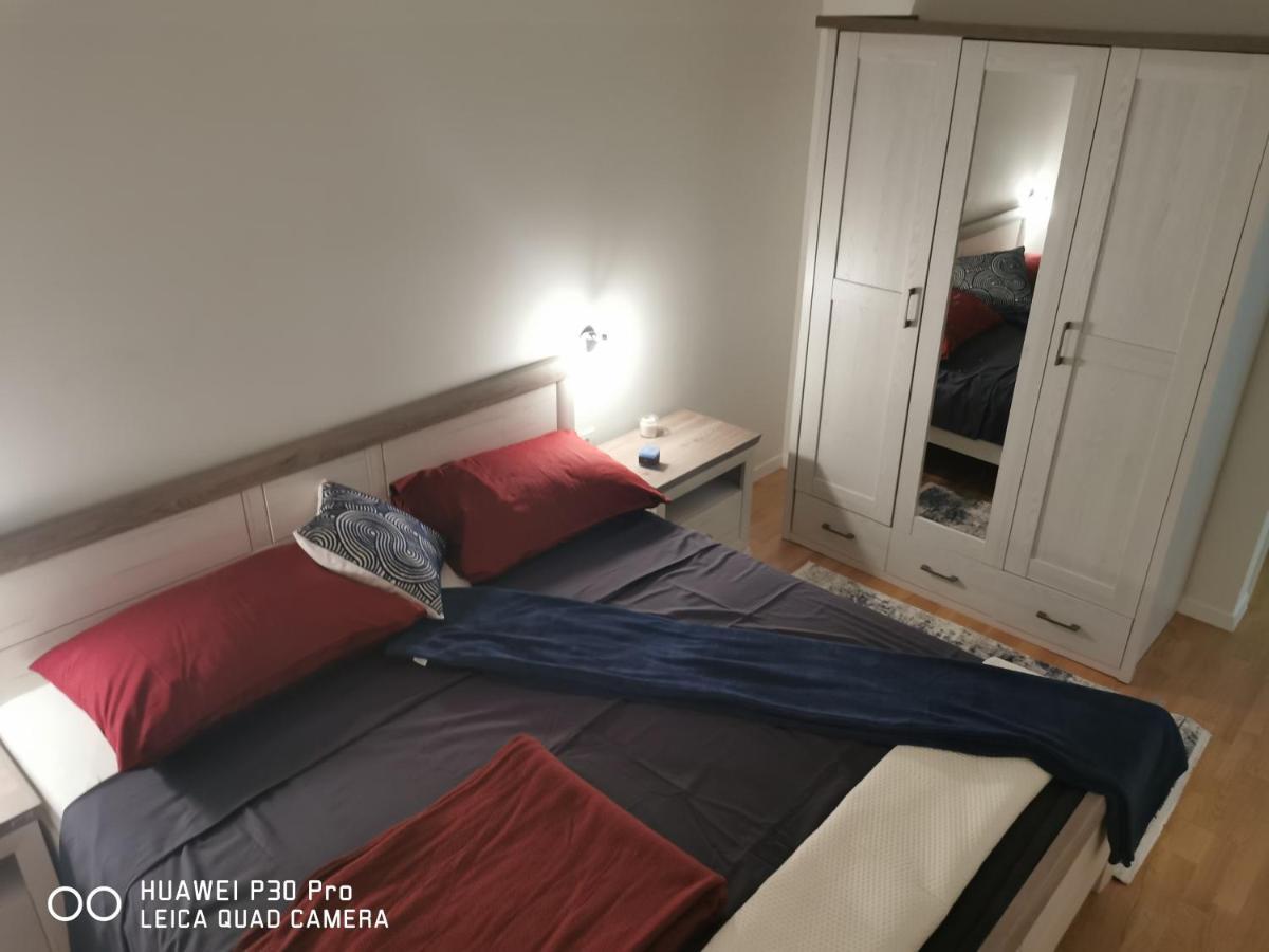 Center Pearl #new#free Reserved Parking In Garage Elevator Direct Access#business And Pleasure#city View&balcony&sunny&cafes&markets&tram#city Center#working Room#2 Toliets#2 Bedrooms Apartament *