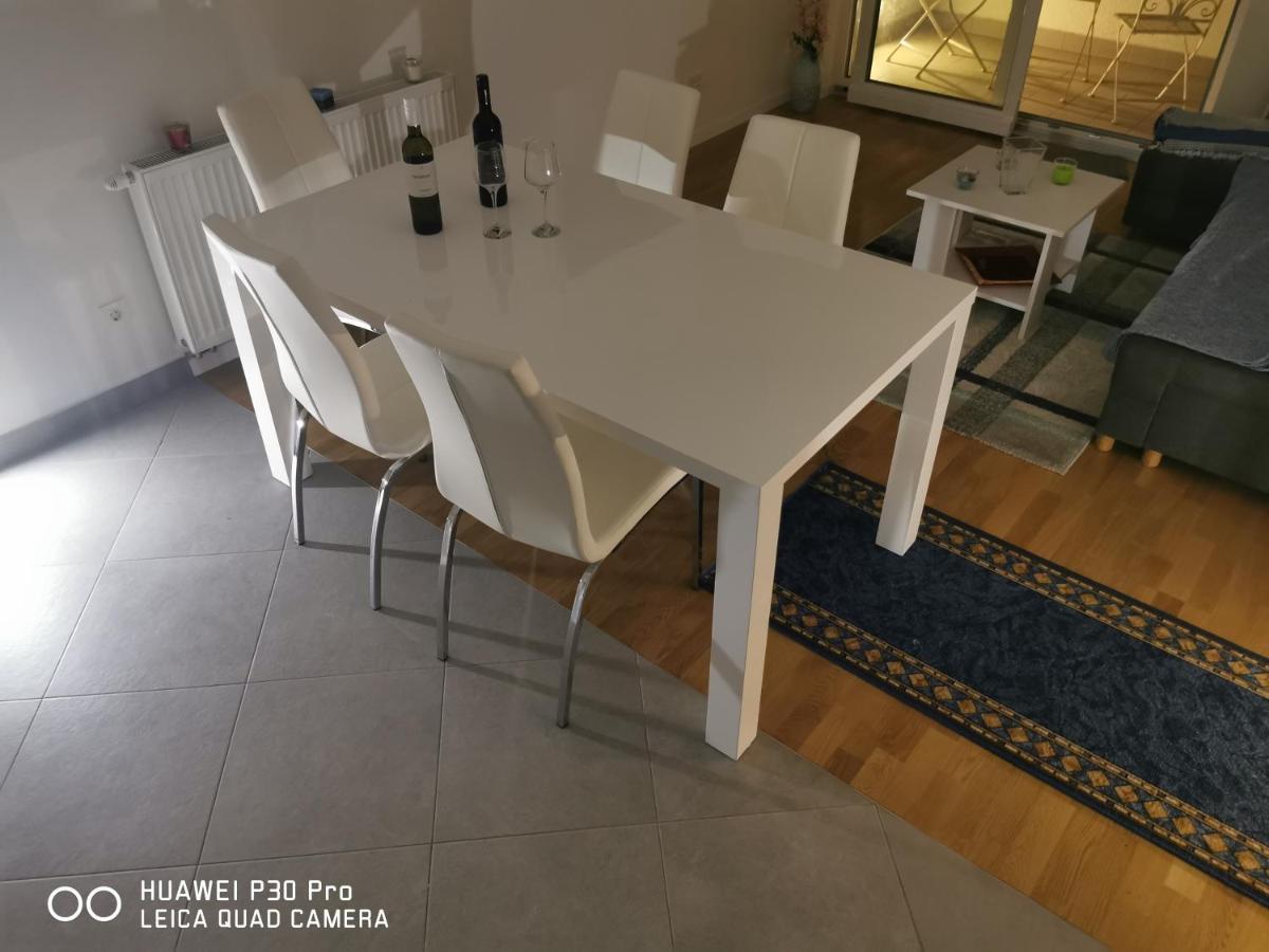 Center Pearl #new#free Reserved Parking In Garage Elevator Direct Access#business And Pleasure#city View&balcony&sunny&cafes&markets&tram#city Center#working Room#2 Toliets#2 Bedrooms Zagrzeb