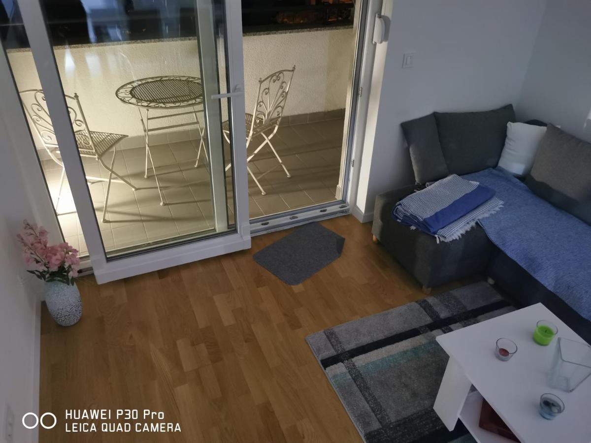 Center Pearl #new#free Reserved Parking In Garage Elevator Direct Access#business And Pleasure#city View&balcony&sunny&cafes&markets&tram#city Center#working Room#2 Toliets#2 Bedrooms Apartament *