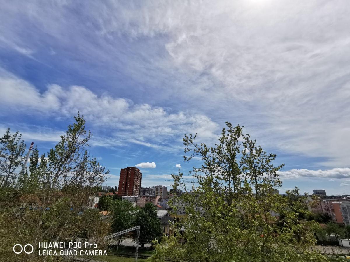 Apartament Center Pearl #new#free Reserved Parking In Garage Elevator Direct Access#business And Pleasure#city View&balcony&sunny&cafes&markets&tram#city Center#working Room#2 Toliets#2 Bedrooms Zagrzeb
